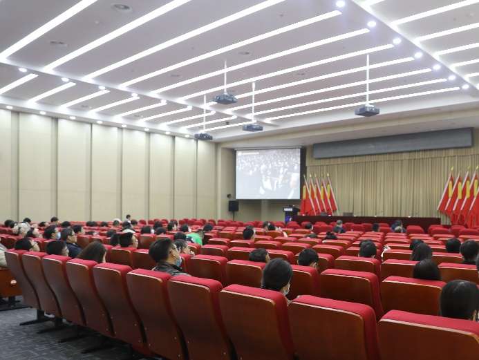 有研總院師生收看2020年全國(guó)科學(xué)道德和學(xué)風(fēng)建設(shè)宣講教育報(bào)告會(huì)