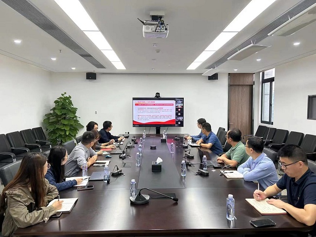 集團黨委副書記、總經(jīng)理熊柏青在有研廣東院宣講黨的二十大精神