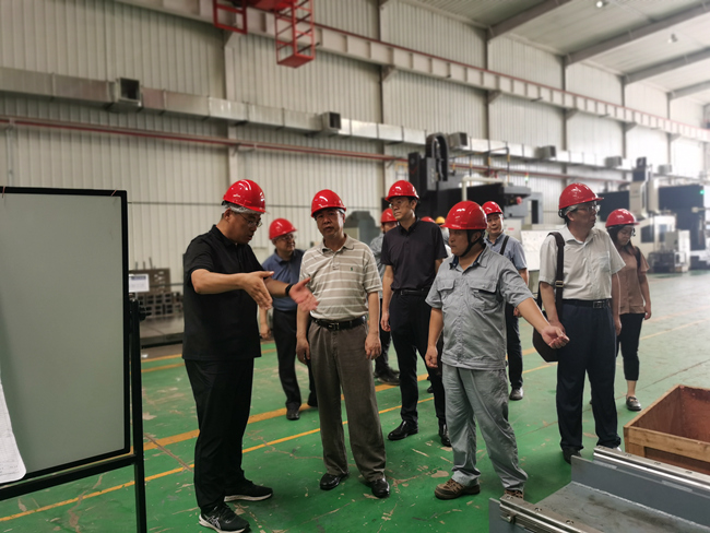 有研集團(tuán)黨委書記、董事長(zhǎng)趙曉晨到有研工研院特種加工技術(shù)與裝備事業(yè)部調(diào)研