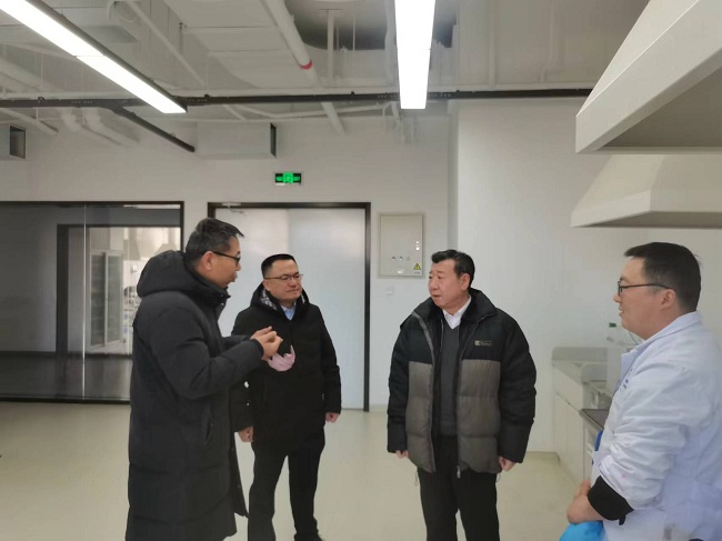 黨委委員、副總經(jīng)理王臣帶隊(duì)赴懷柔科創(chuàng)園慰問(wèn)春節(jié)期間堅(jiān)守崗位職工