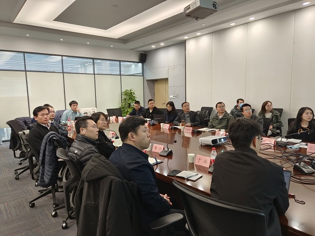 中國有研副總經(jīng)理黃倬一行赴長安新能源調(diào)研交流