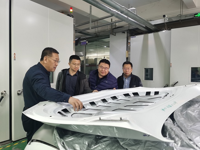 中國(guó)有研總經(jīng)理、黨委副書記熊柏青帶隊(duì)調(diào)研國(guó)合通測(cè)上海實(shí)驗(yàn)室