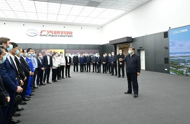 習(xí)近平在廣州市考察調(diào)研 中國(guó)有研副總經(jīng)理、有研廣東院院長(zhǎng)毛昌輝參加現(xiàn)場(chǎng)交流