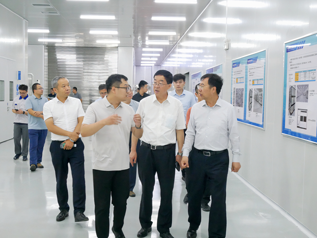 中國(guó)稀土集團(tuán)黨委書記、董事長(zhǎng)敖宏一行到有研廣東院調(diào)研交流